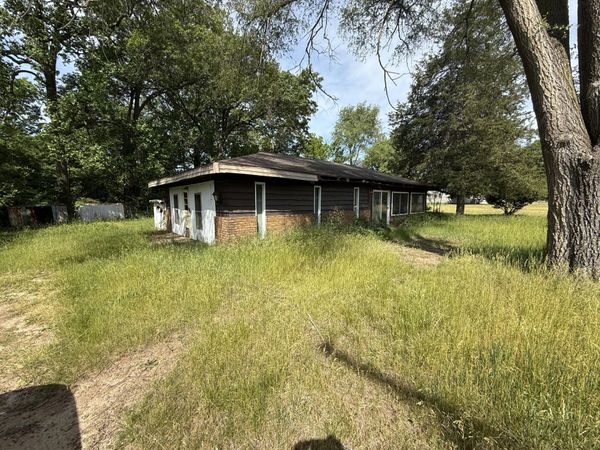 552 19th Street, Otsego, MI 49078