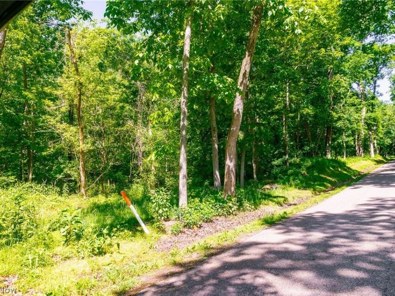 5568 Schoolhouse Road, Unit 7, Frazeysburg, OH 43822 Photo 15