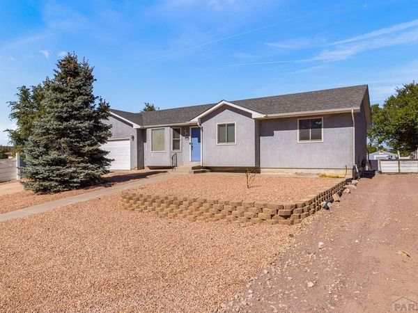 662 S Granby Lane, Pueblo West, CO 81007