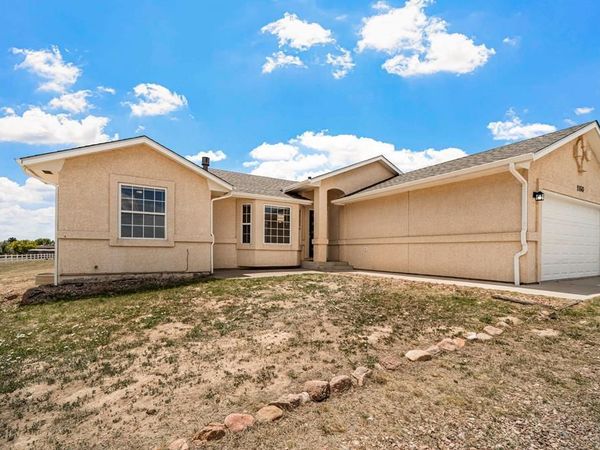 1160 W McCulloch Blvd, Pueblo West, CO 81007