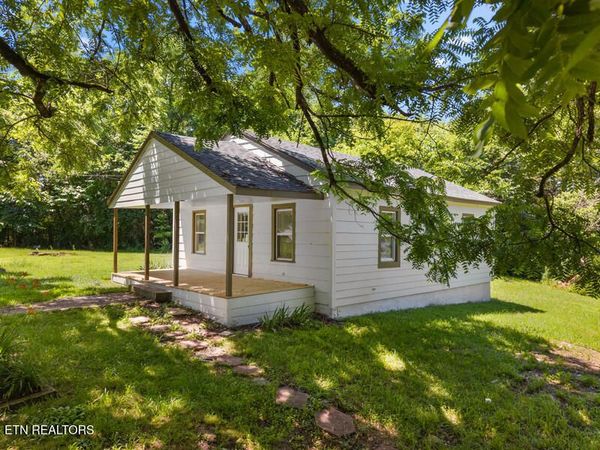 10310 Stiles Lane, Kodak, TN 37764
