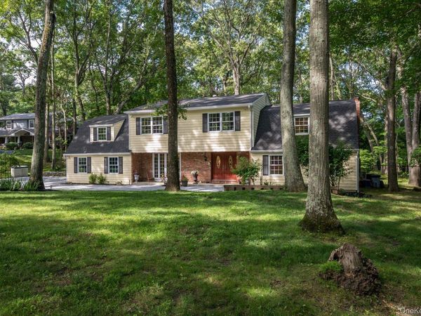 33 Bob O Link Lane , Northport, NY 11768