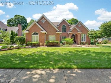 20909 Dundee Drive, Novi, MI 48375