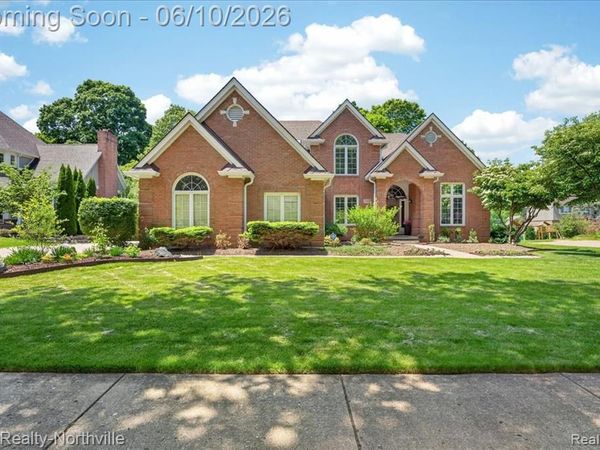 20909 Dundee Drive, Novi, MI 48375