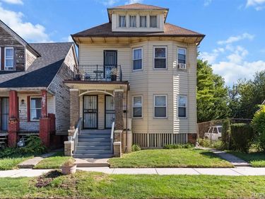 4840 Saint Clair Street , Detroit, MI 48214
