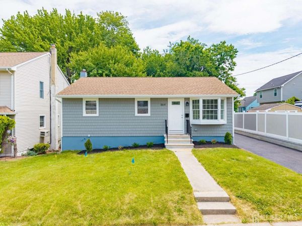 864 Court Street, Woodbridge, NJ 07095