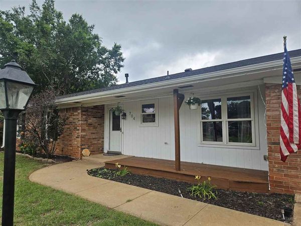 704 W Cheyenne Drive, Stillwater, OK 00000