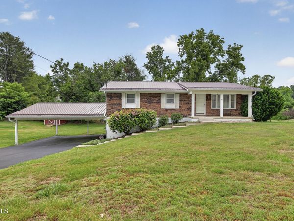 483 Springfield Drive, Bristol, TN 37620