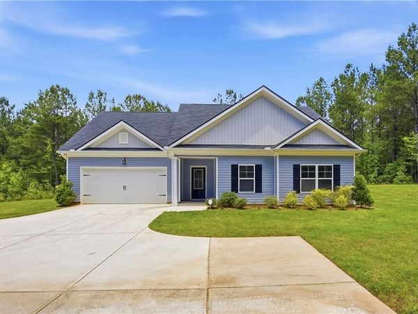 70 Goldmine Road, Grantville, GA 30220