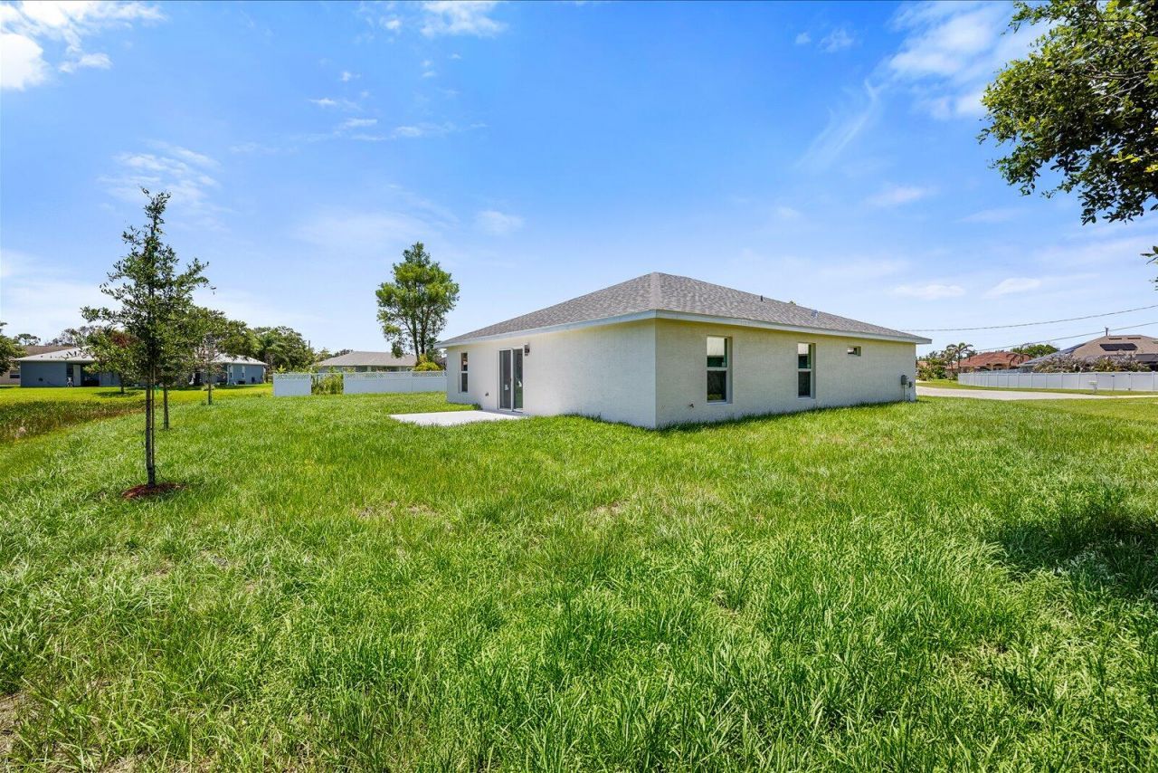 5315 NW Nail Court, Port Saint Lucie, FL 34986 Photo