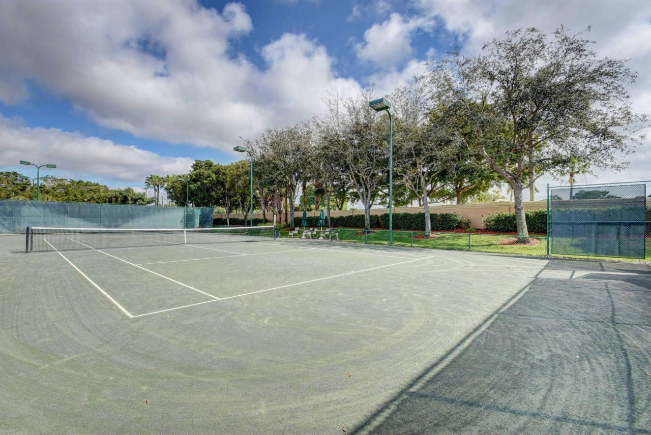 5304 Wycombe Avenue, Boynton Beach, FL 33437 Photo