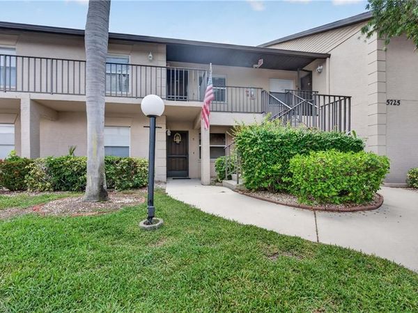 5725 Foxlake DR , Unit 5, NORTH FORT MYERS, FL 33917