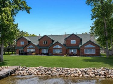 10442 Gull Point Road, East Gull Lake, MN 56401