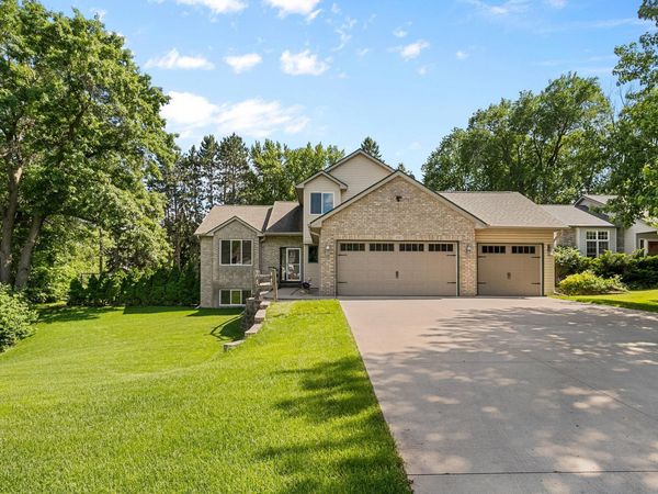 408 Coyote Trail, Lino Lakes, MN 55014