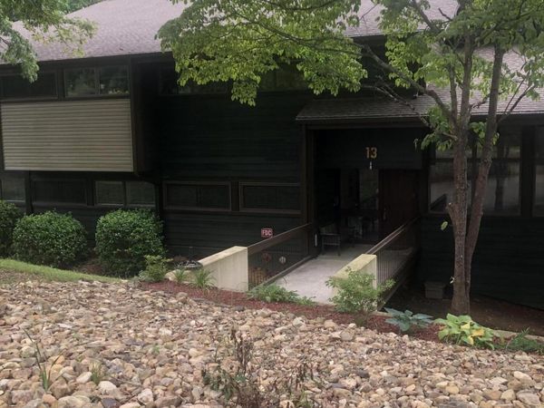 13 Ridgeway Rd, Norris, TN 37828