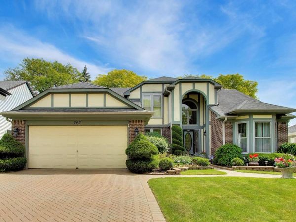 245 Southfield Drive , Vernon Hills, IL 60061
