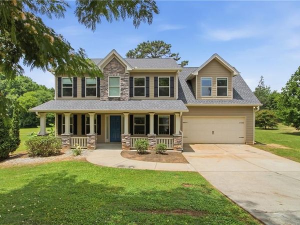 454 Woodbriar Drive , Jefferson, GA 30549