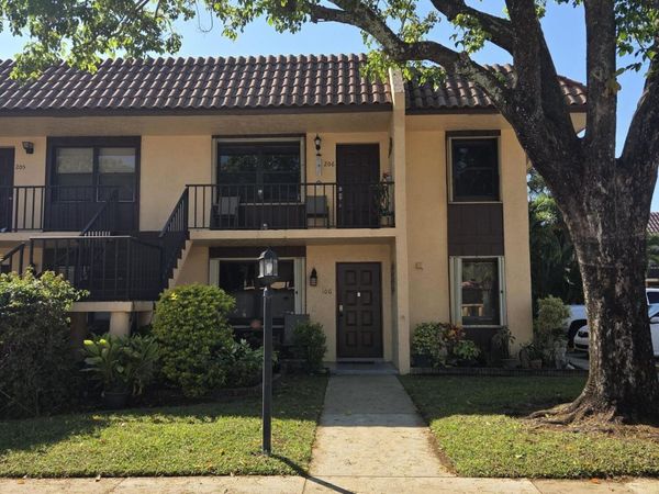 5975 Forest Hill Boulevard, West Palm Beach, FL 33415