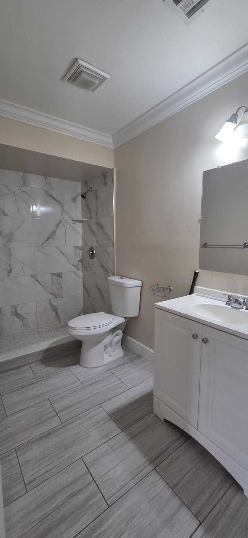 5975 Forest Hill Boulevard, Unit 206, West Palm Beach, FL 33415 Photo