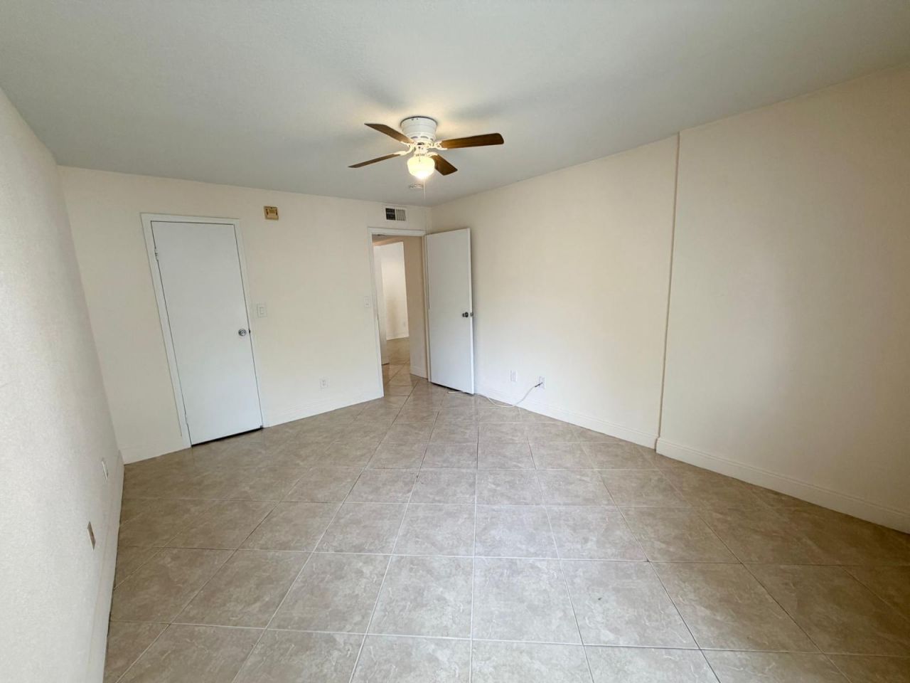 755 Riverside Drive, Unit 1335, Coral Springs, FL 33071 Photo