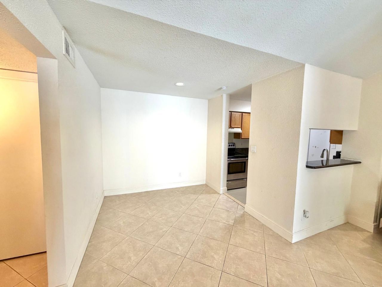 755 Riverside Drive, Unit 1335, Coral Springs, FL 33071 Photo
