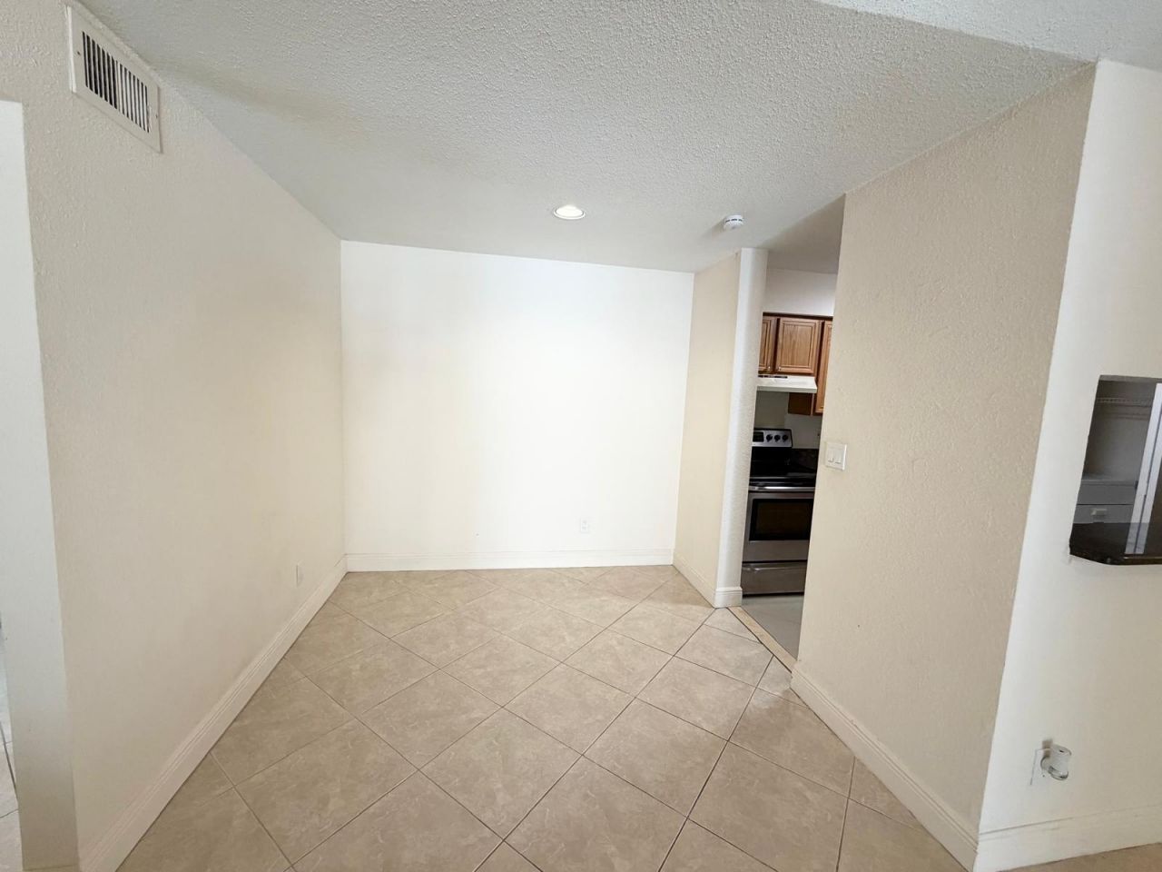 755 Riverside Drive, Unit 1335, Coral Springs, FL 33071 Photo