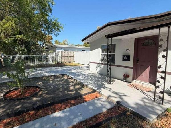 325 NW 135th Street, North Miami, FL 33168