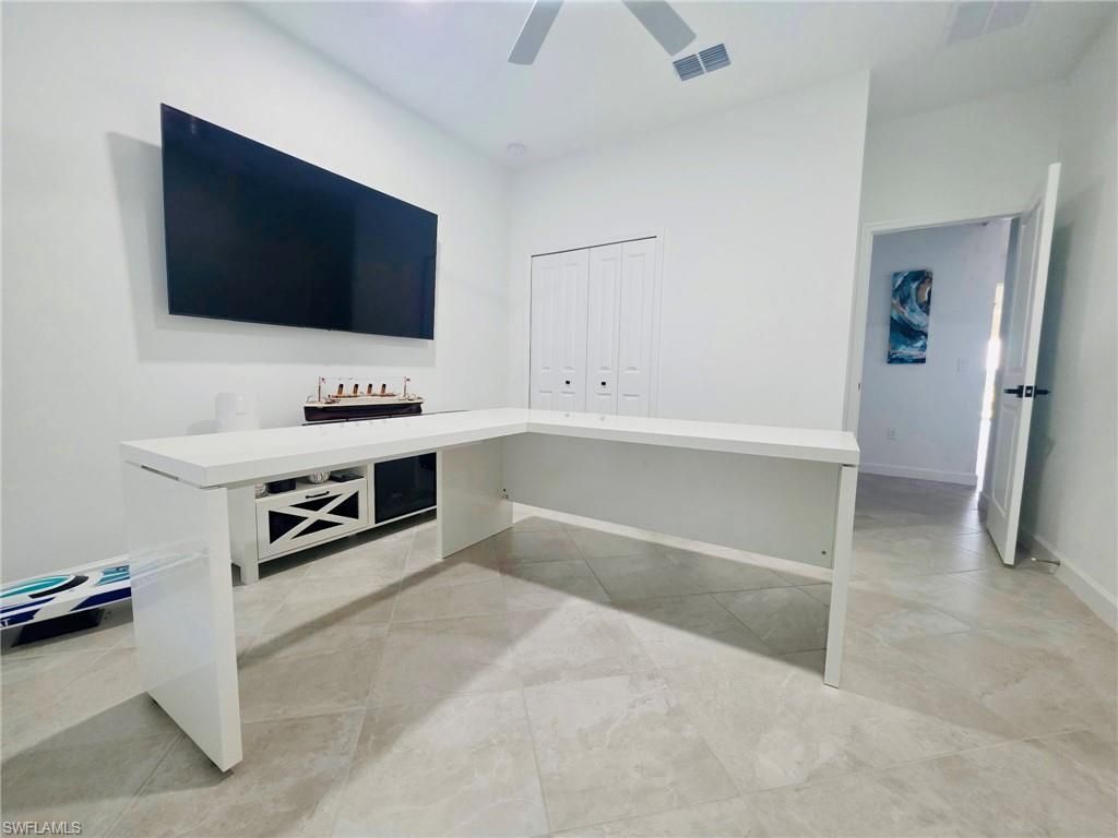 9230 Aqua Overlook Ct , Lehigh Acres, FL 33936 Photo