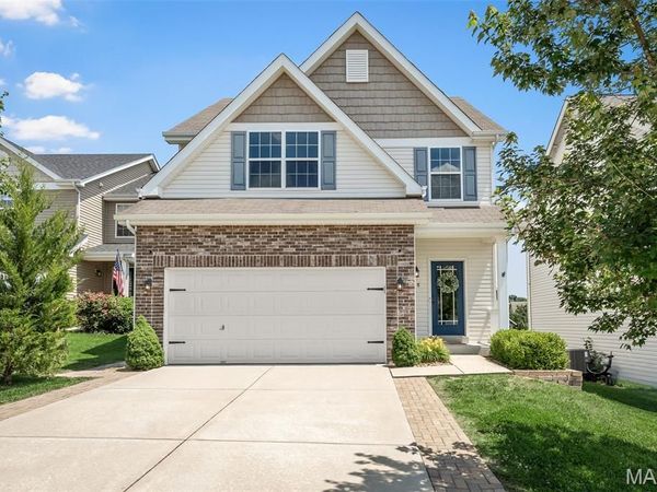 78 Parkgate Court, Lake St Louis, MO 63367