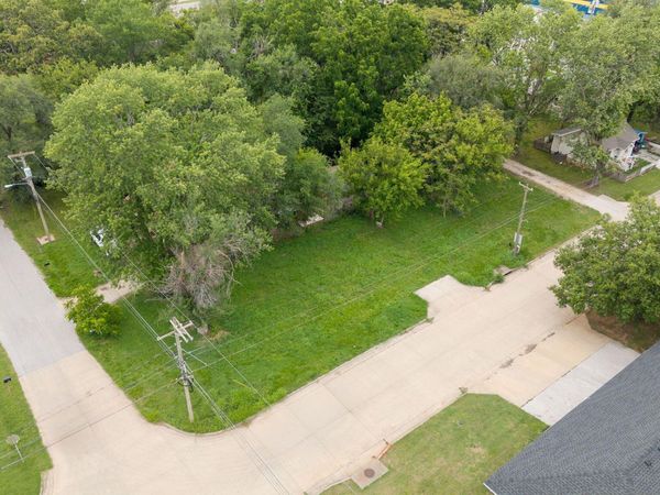 1501 W Hovey Street, Springfield, MO 65802