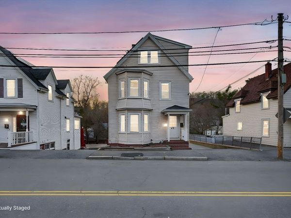 82 Linwood St, Lynn, MA 01905