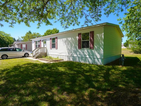 14519 Lemontree Lane, West Olive, MI 49460