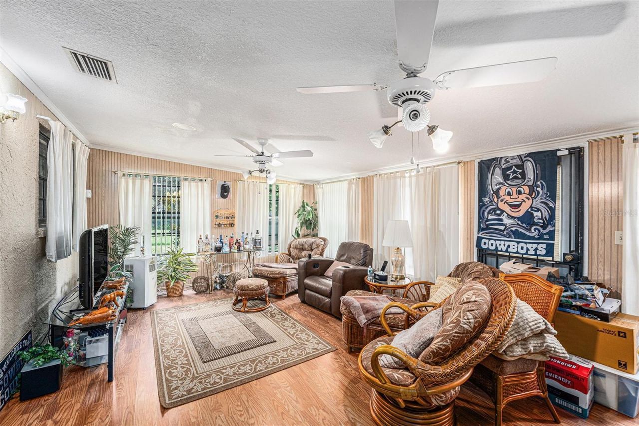 5105 N 45th Street , Tampa, FL 33610 Photo