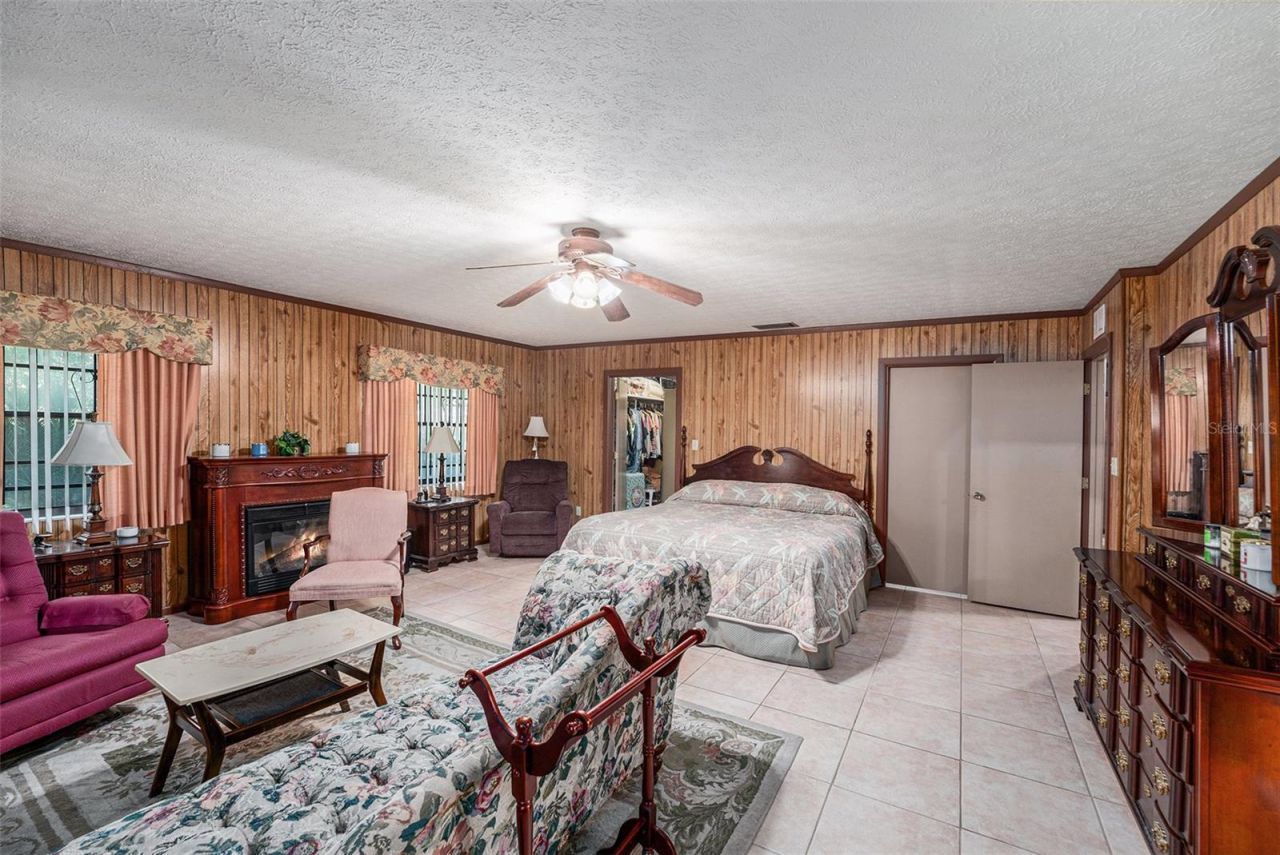 5105 N 45th Street , Tampa, FL 33610 Photo