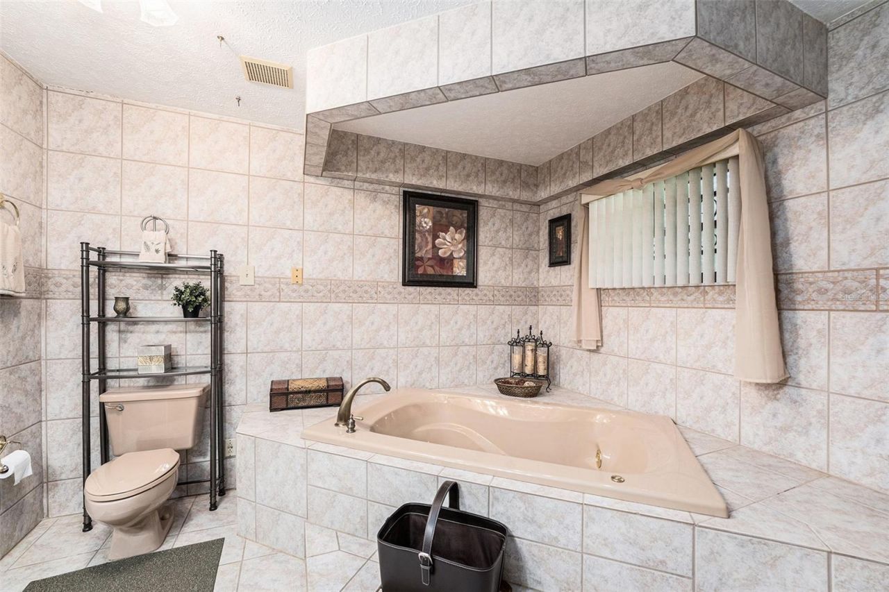 5105 N 45th Street , Tampa, FL 33610 Photo