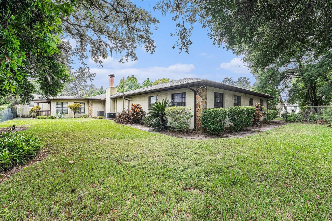 5105 N 45th Street , Tampa, FL 33610 Photo
