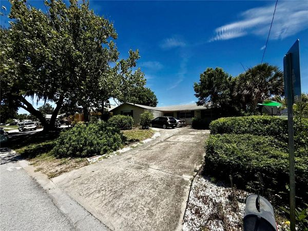 1004 CONNECTICUT ROAD , TARPON SPRINGS, FL 34689