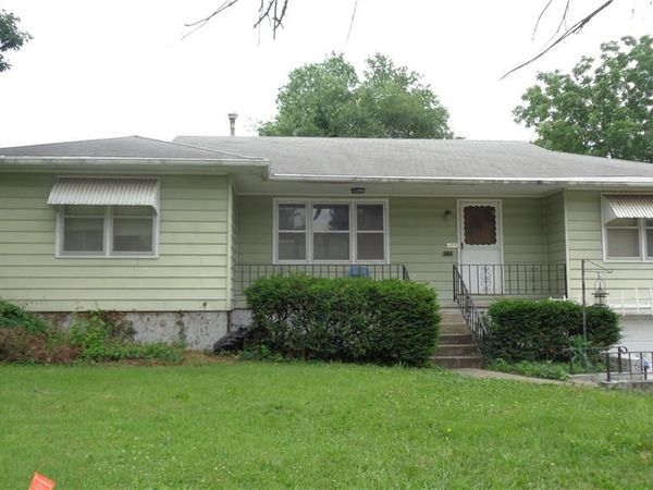 305 S Mitchell Street, Warrensburg, MO 64093