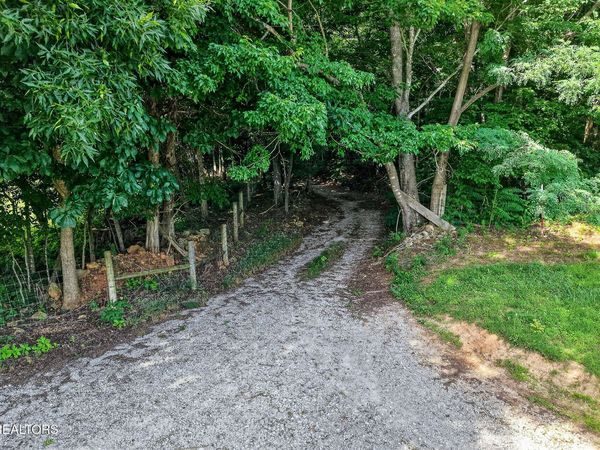 00 Moore Cove Rd, Quebeck, TN 38579