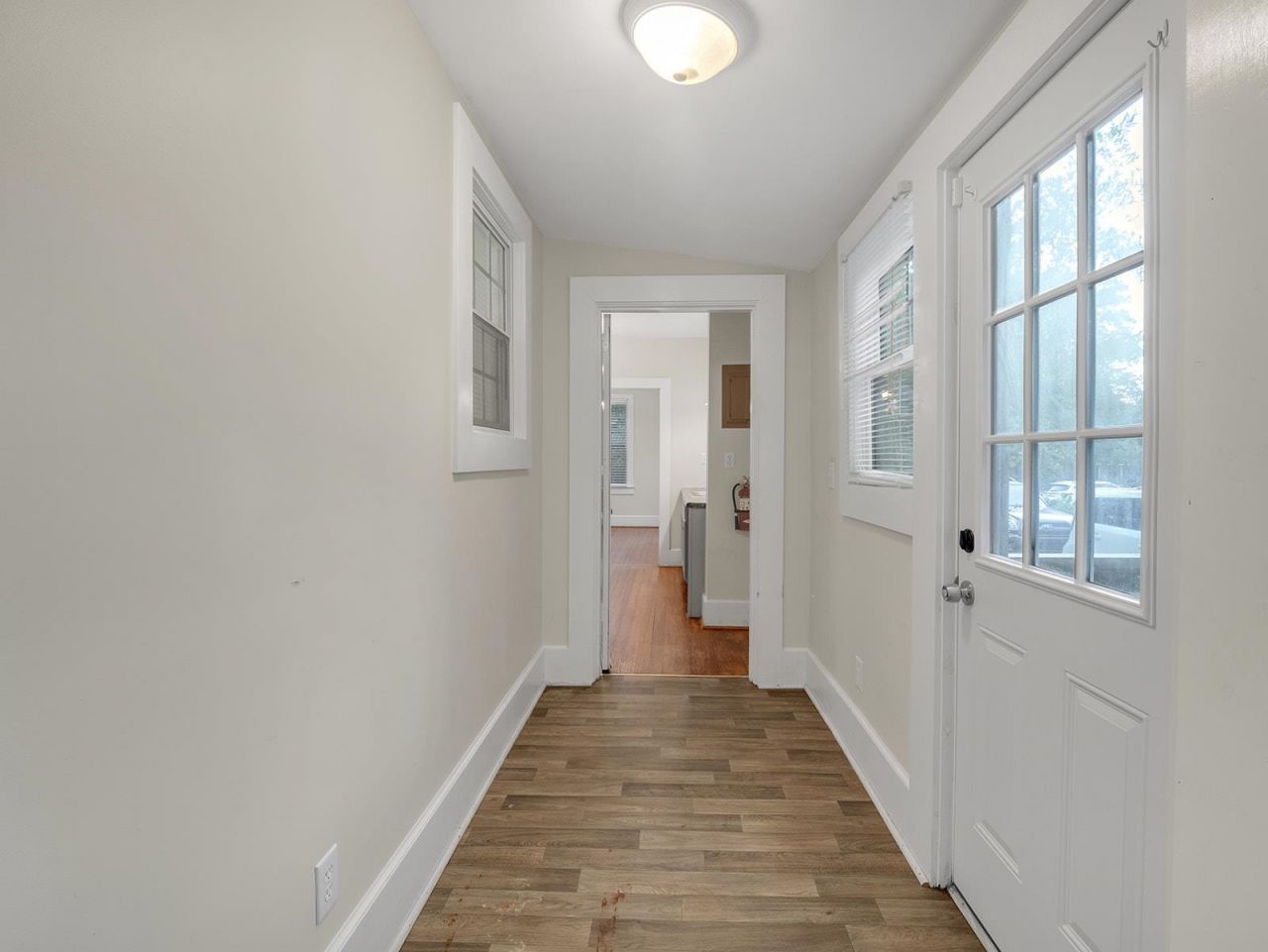 117 Cooper St. Photo 27