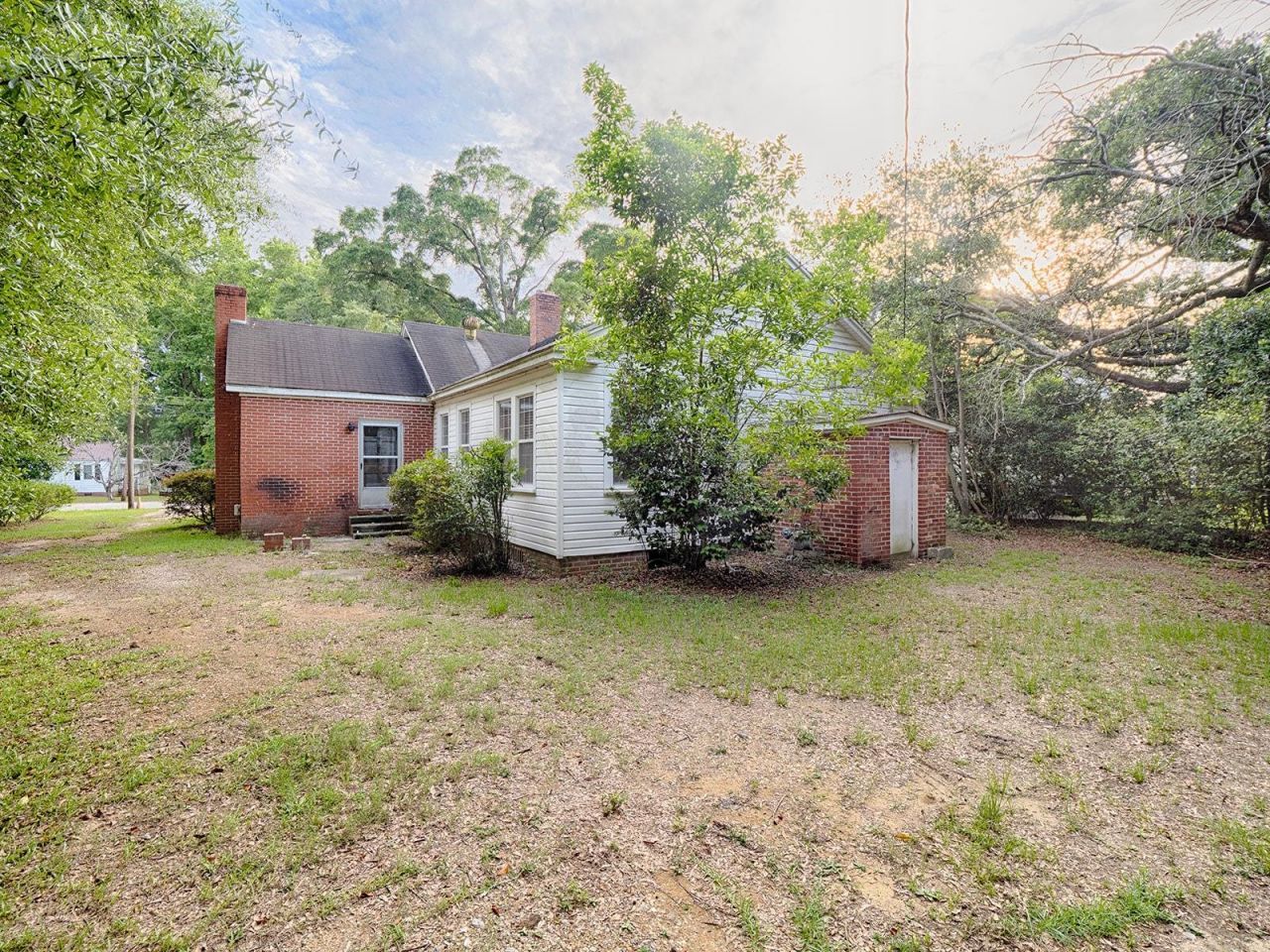 117 Cooper St. Photo 39