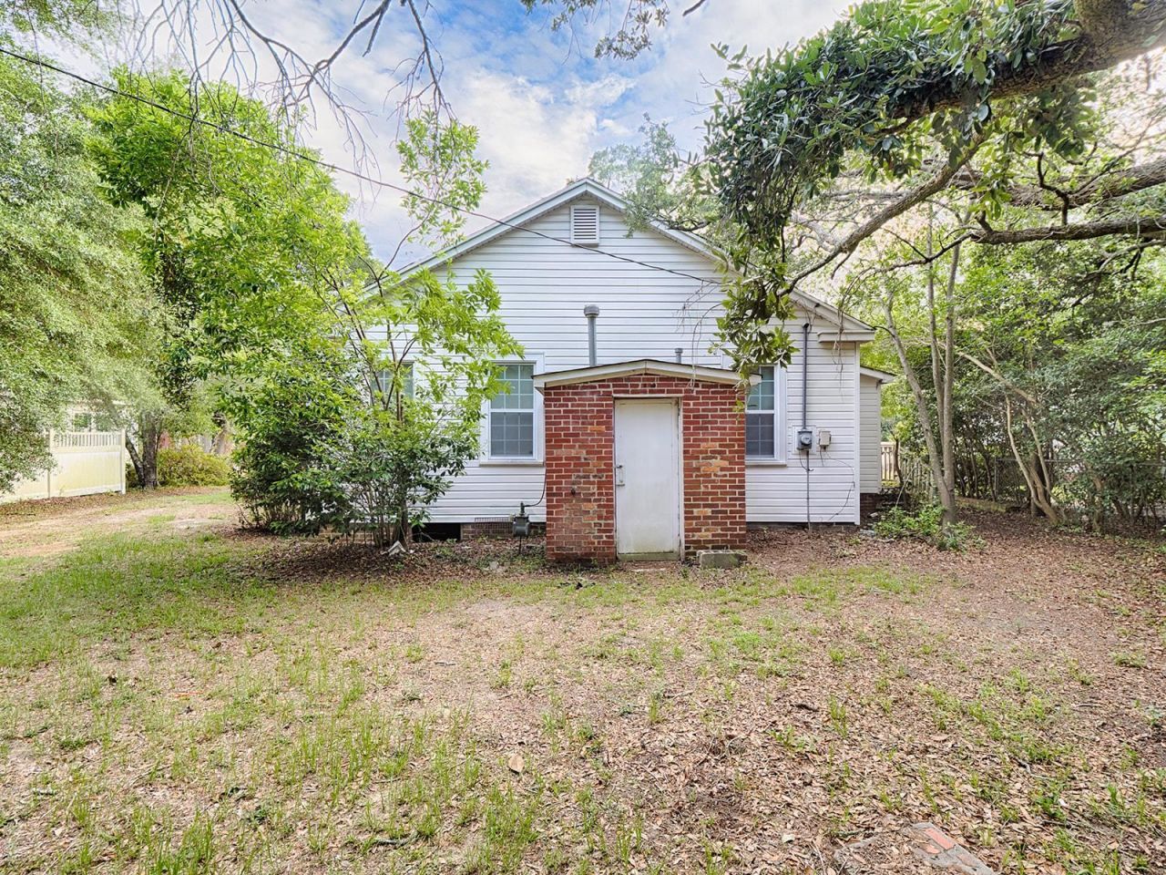 117 Cooper St. Photo 40