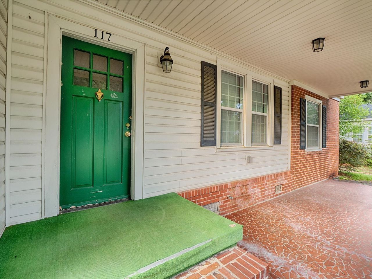 117 Cooper St. Photo 9