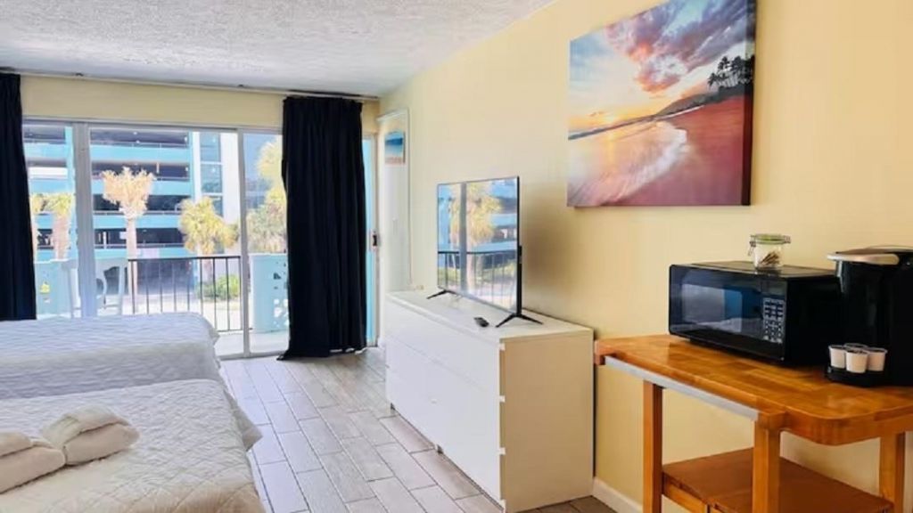 1600 S Ocean Blvd. Photo 8