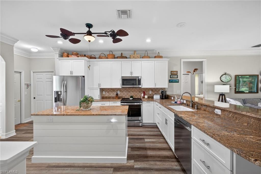 11138 Lakeland Cir, Fort Myers, FL 33913 Photo