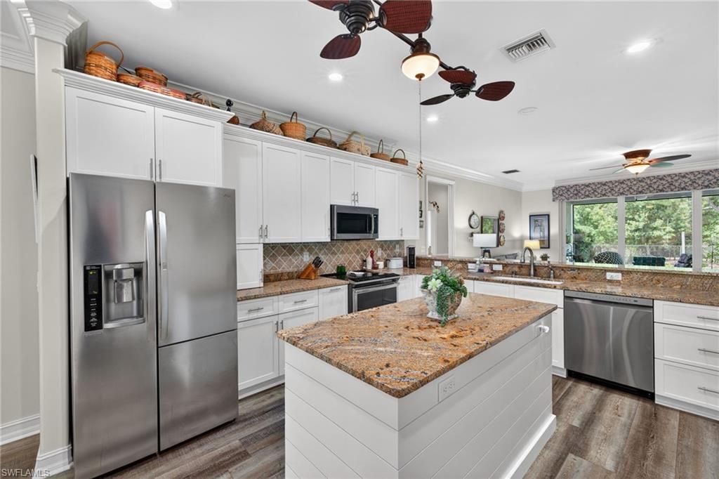 11138 Lakeland Cir, Fort Myers, FL 33913 Photo