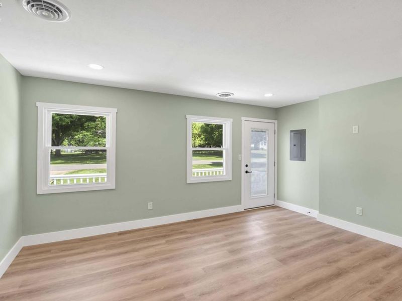310 Melanie Lane, Milan, OH 44846 Photo 12