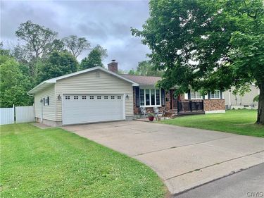 706 Mapledale Avenue, Utica, NY 13502