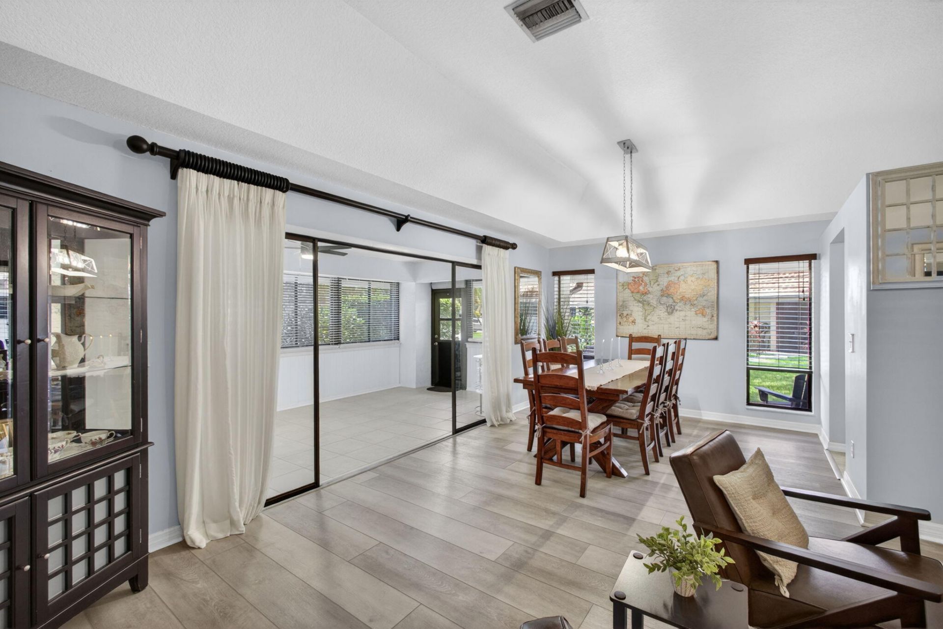 101 Half Moon Circle, Unit C, Jupiter, FL 33458 Photo