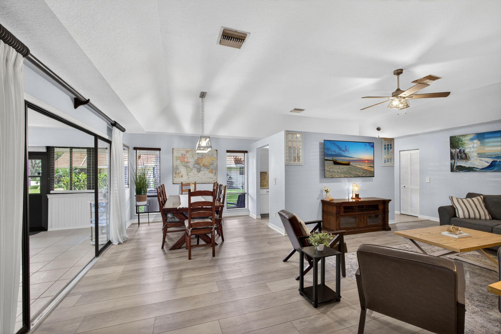 101 Half Moon Circle, Unit C, Jupiter, FL 33458 Photo